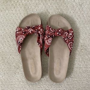 American Eagle Bandana Slides